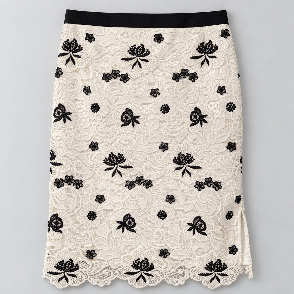 White House Black Market Pencil Skirt 8 White Black Floral Lace Scalloped Hem